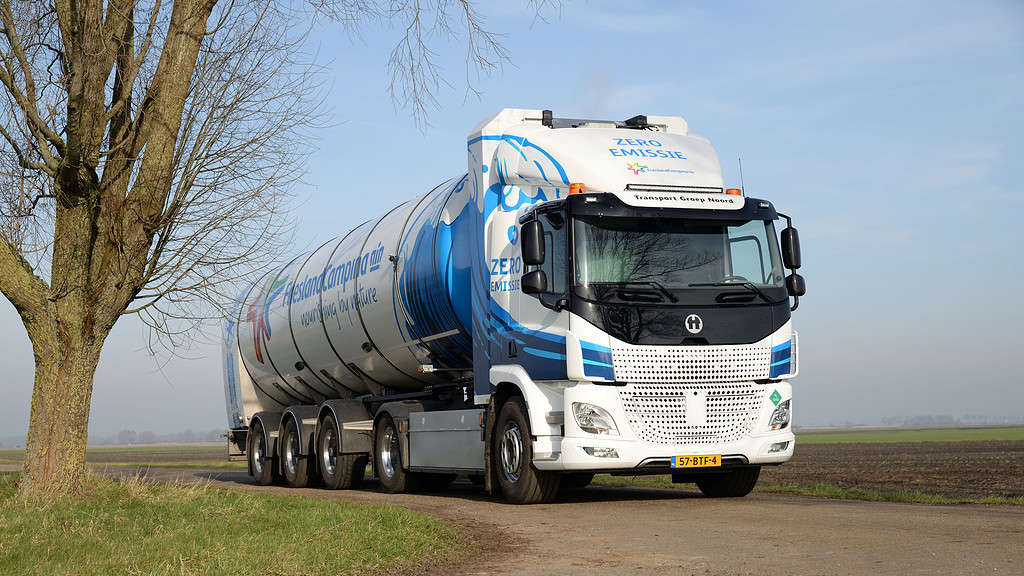 Testtruck op waterstof van Friesland Campina i.s.m. Holthausen Clean Technology